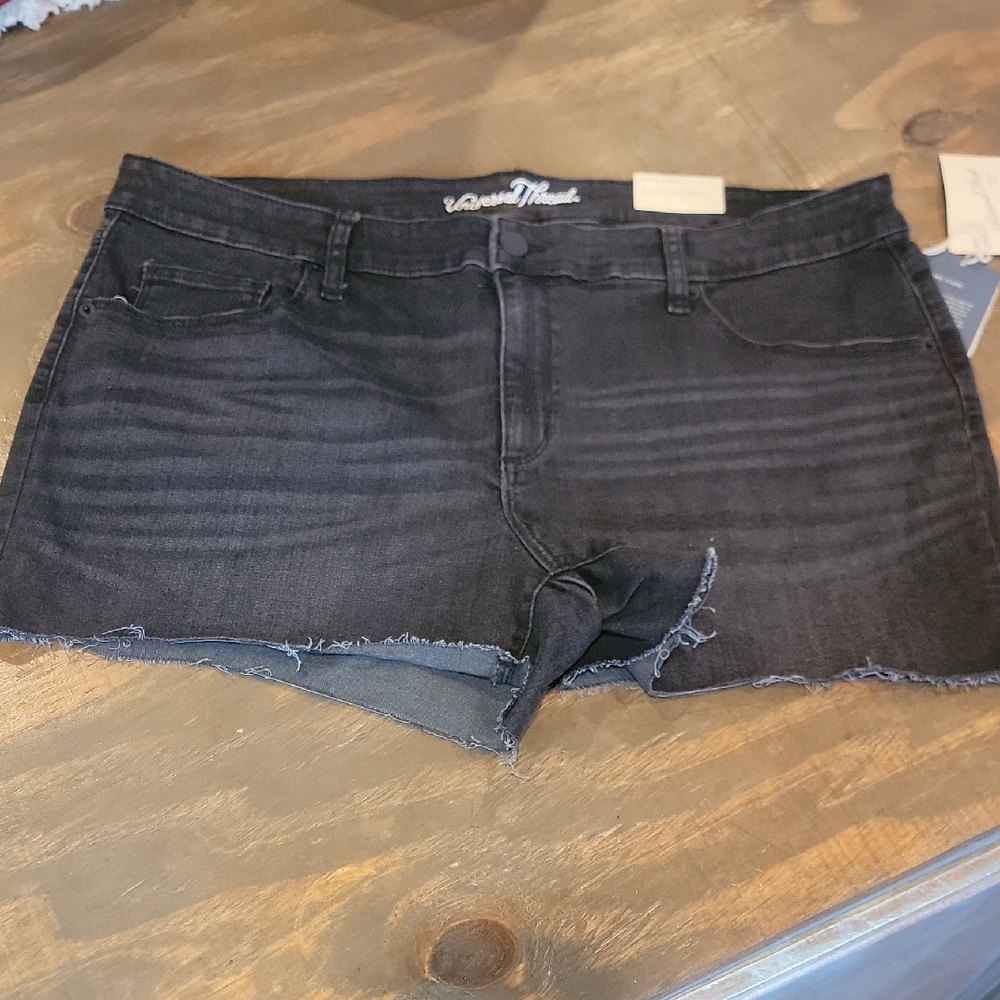 Vibrant Women's Dark Jean Shorts